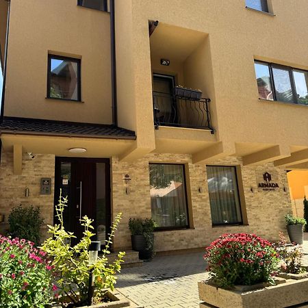 Armada Aparthotel Алба Юлия Екстериор снимка